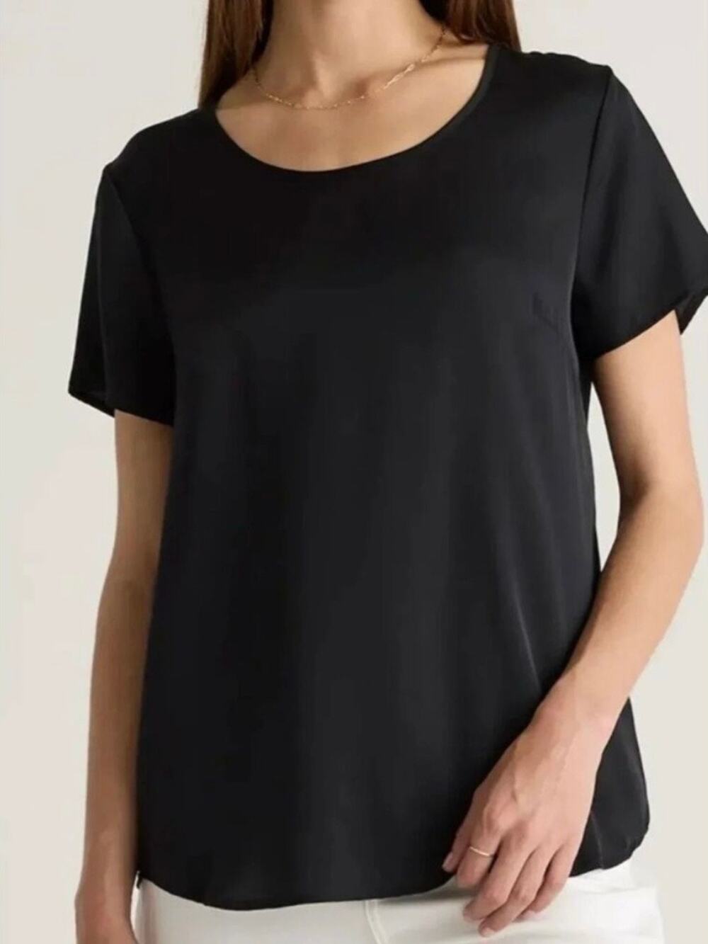Quince Washable Stretch Silk Tee in Black Size Small Minimalist Career Classic